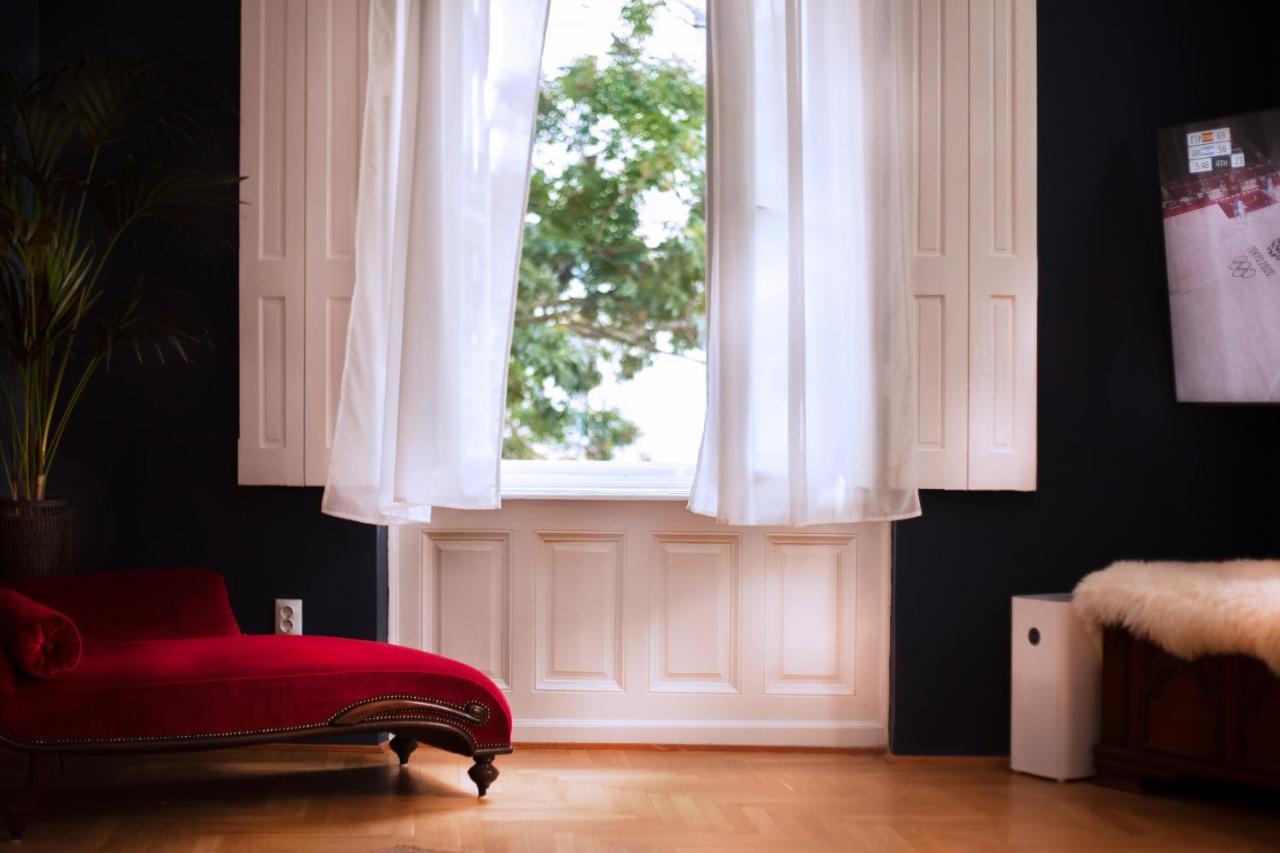 Rudi Es Ficko Lakosztaly Appartement Szeged Buitenkant foto